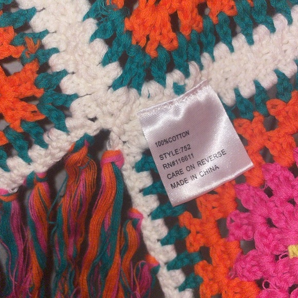 Self Contrast Happy Dixie Crochet Top Sz. S - Picture 7 of 8